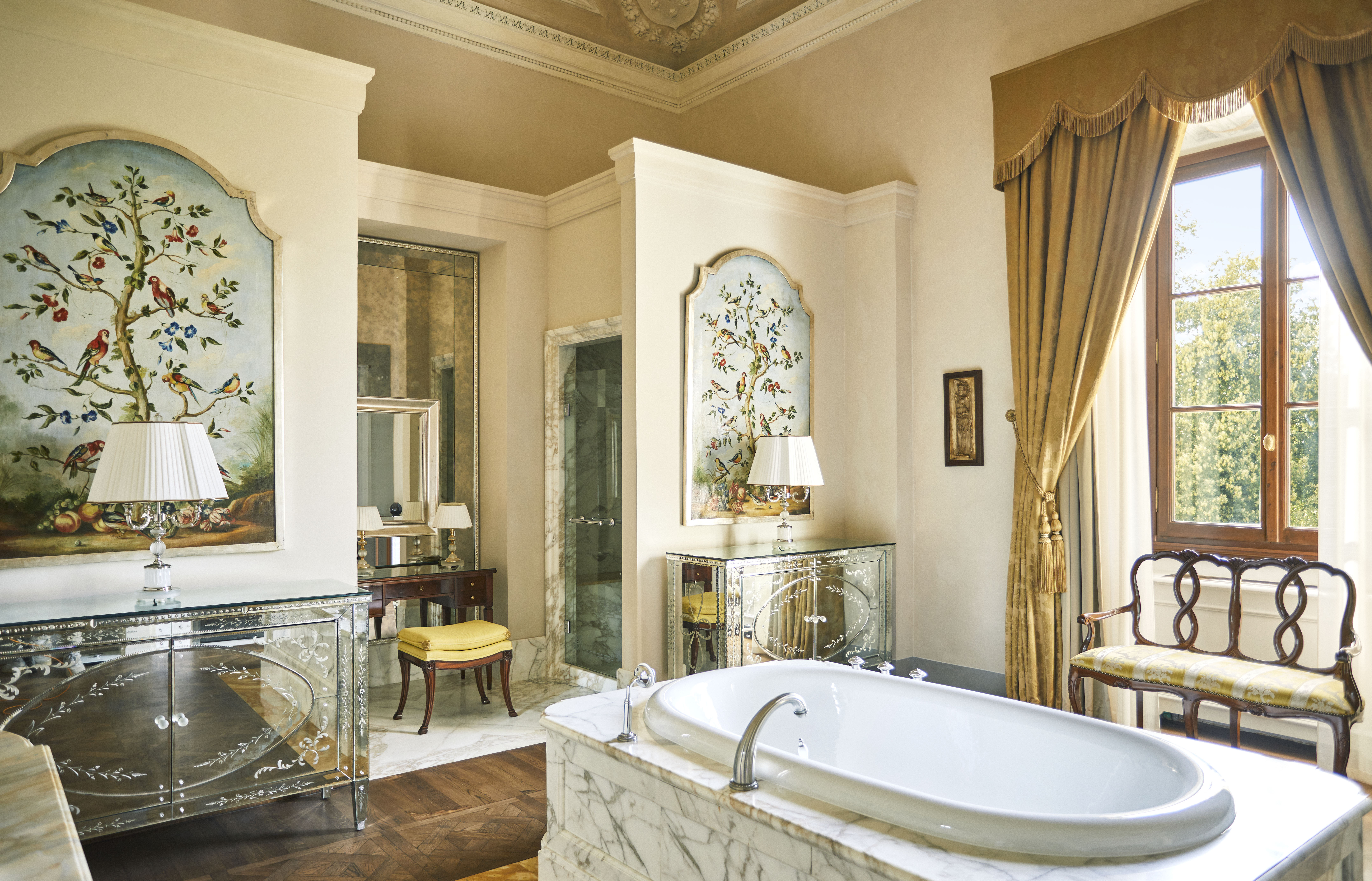 Renaissance, Suite, King Bed