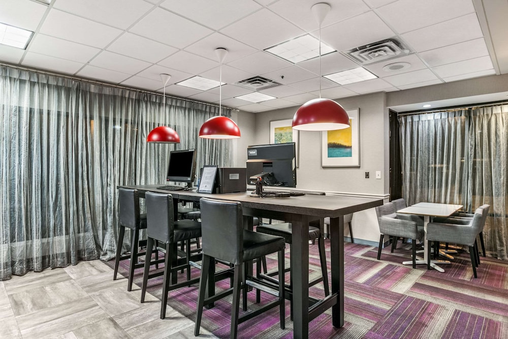 Clarion Hotel BWI Airport Arundel Mills 47/55