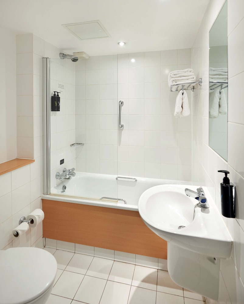 Village Prem Swansea Hotel Leisure Club 5/61