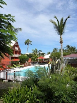 Palm Court at Orient Beach 40/50