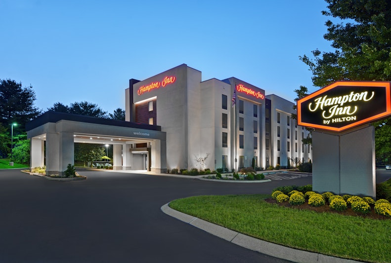 Hampton Inn Gallatin 2/20