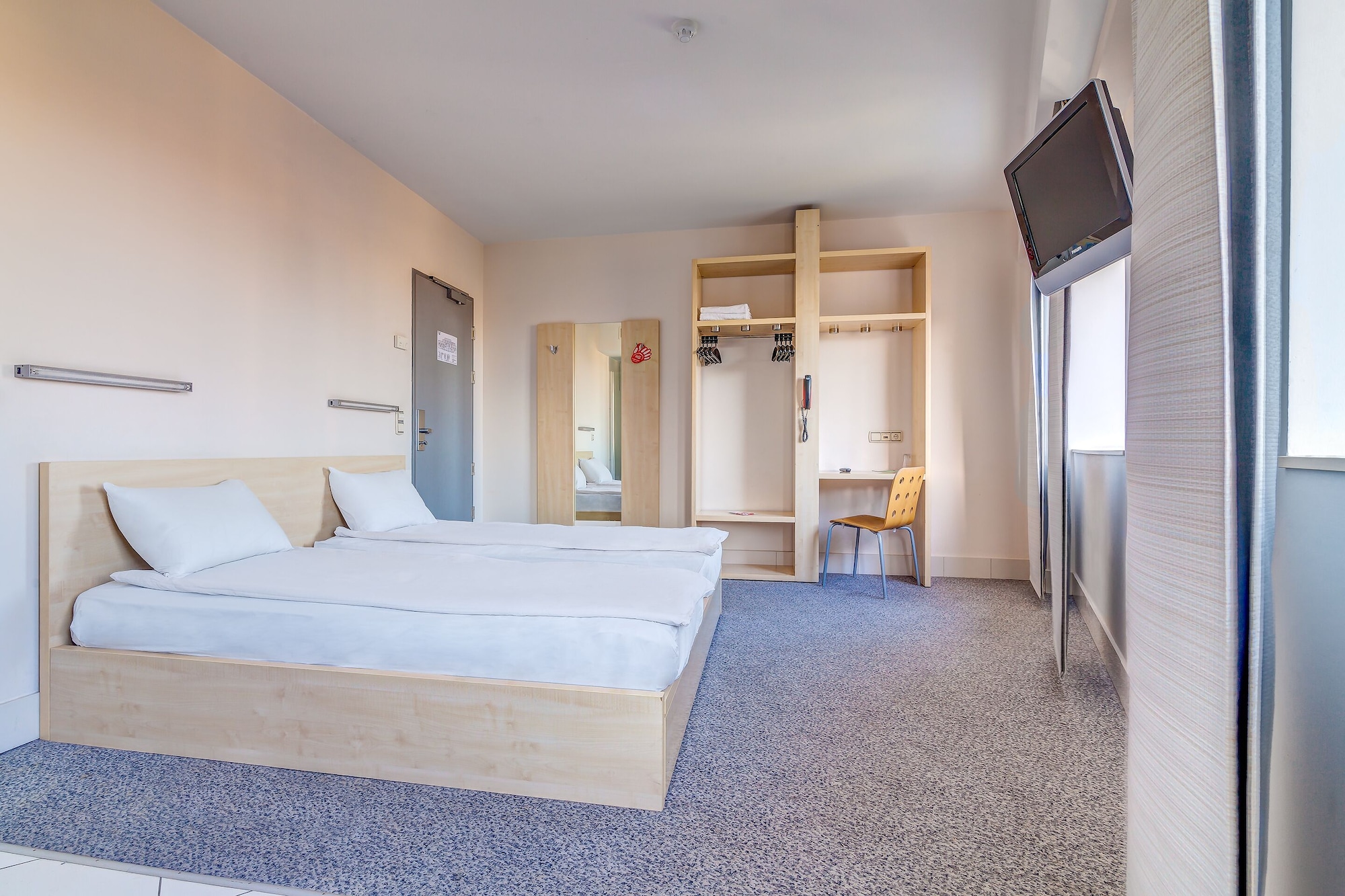 STANDARD, TWIN BEDS