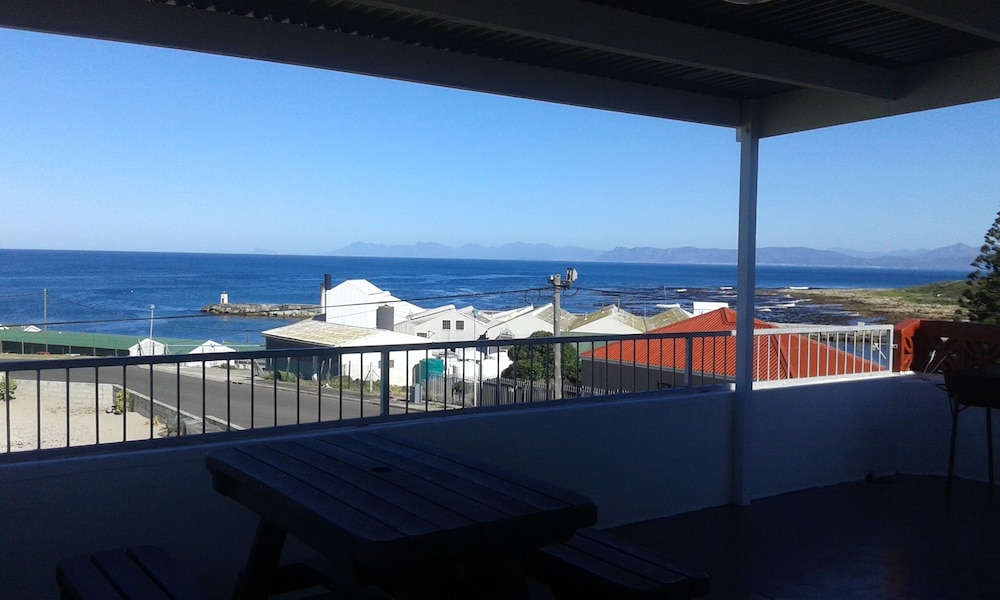 Oom Piet Self Catering Accomodation 44/50