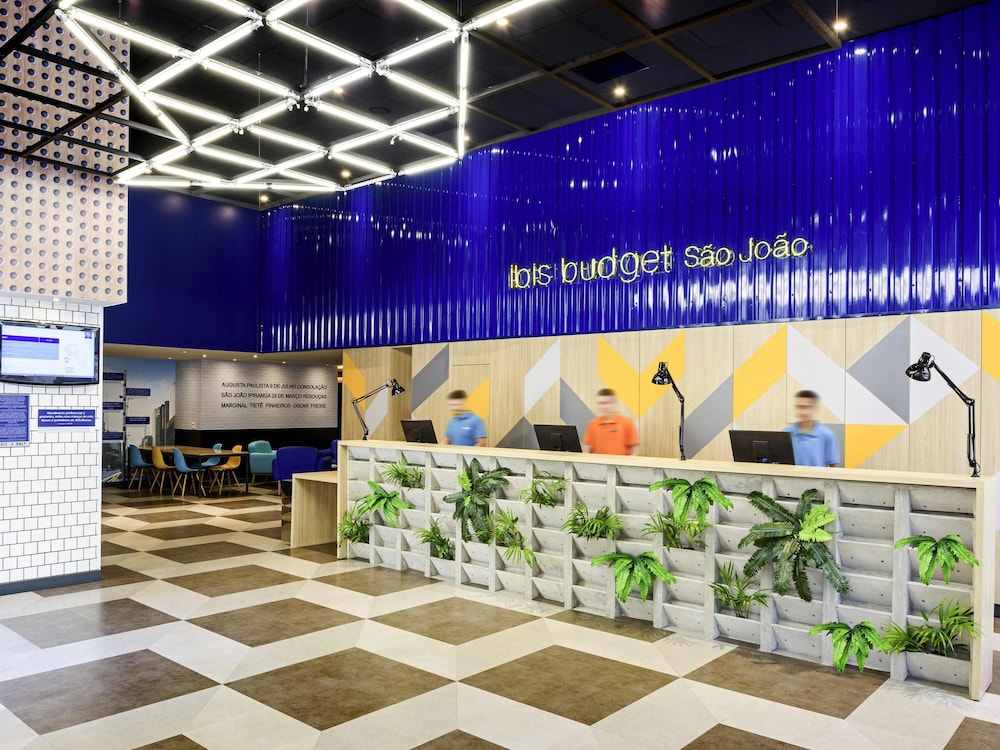 Ibis Budget SP Centro Sao Joao 13/75