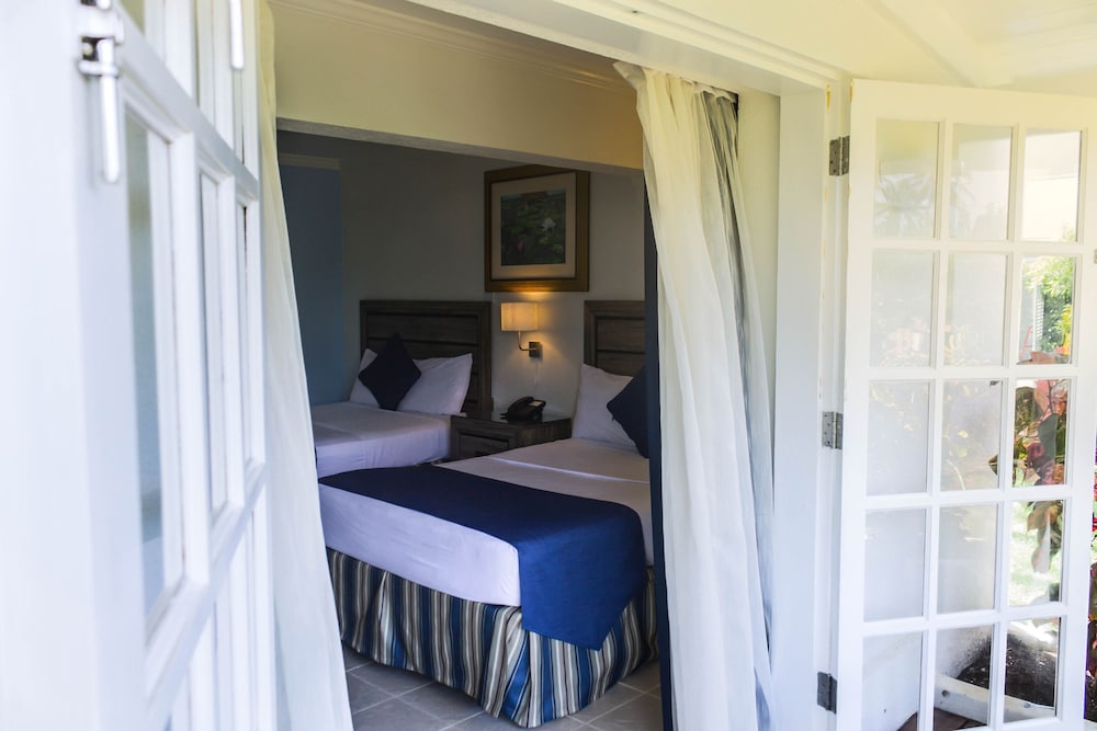 Time Out Hotel Barbados 19/50