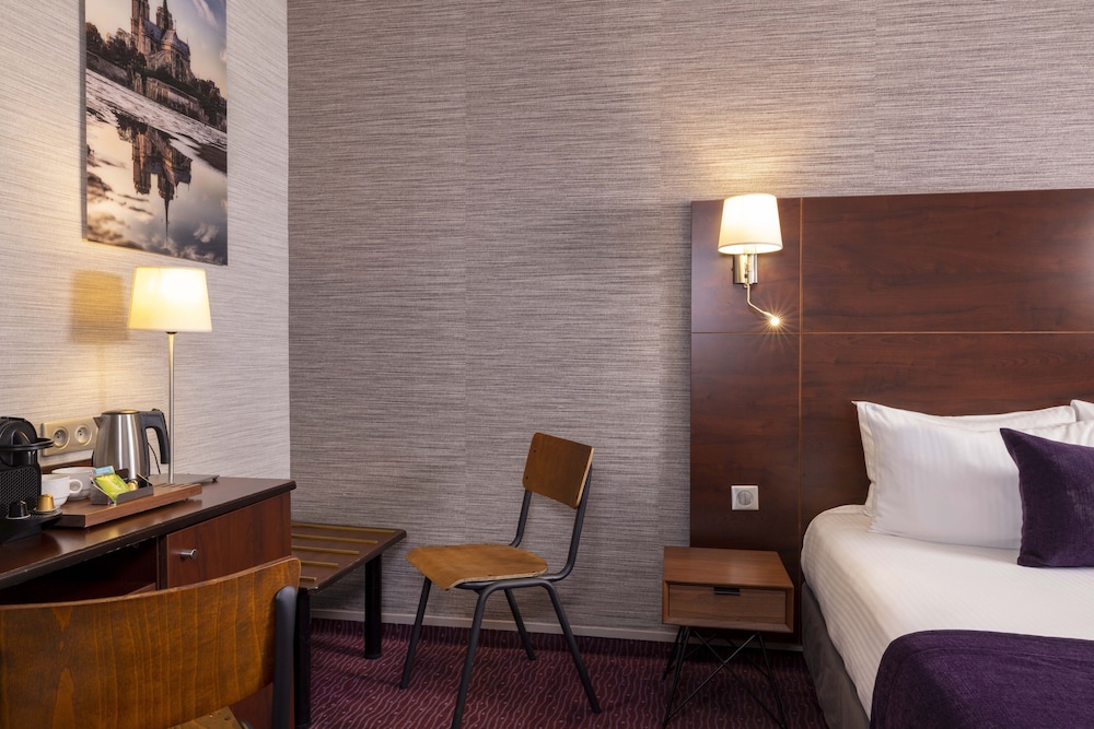 Hotel L'interlude 61/81