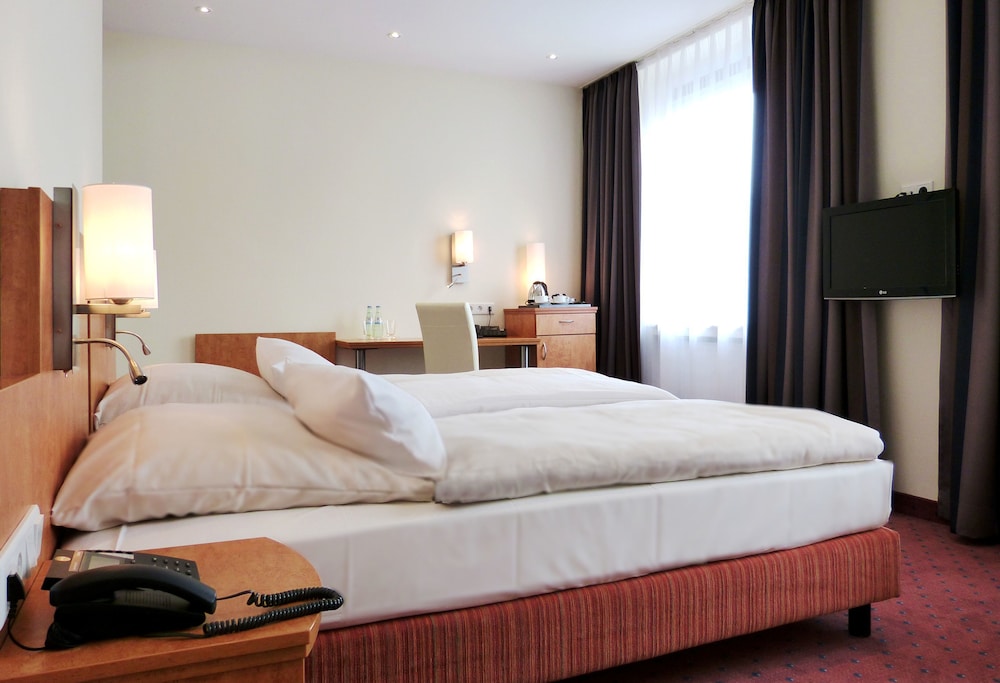 Trip Inn Hotel Esplanade 25/71