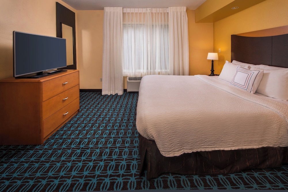 Deluxe, Suite, King Bed, Sofa