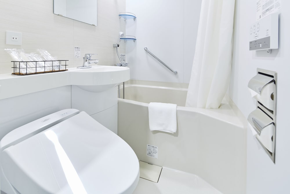 Compact, Twin Beds، ICI Hotel Tokyo Hatchobori 3/4