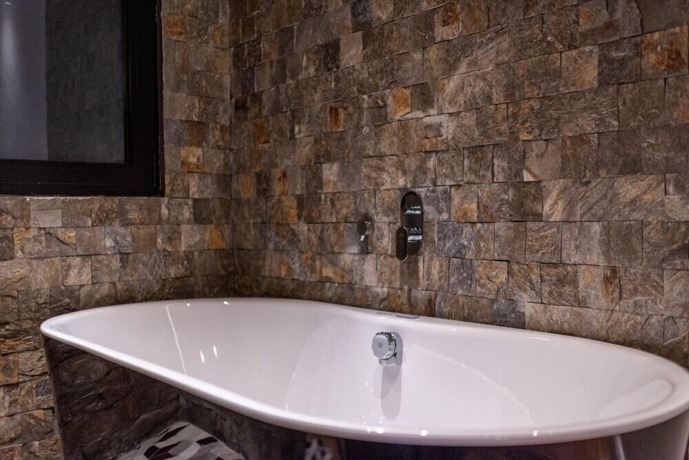 One Luxury Suites 41/72