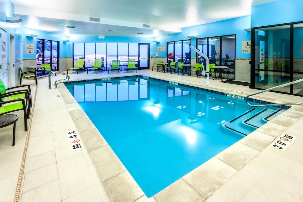 Springhill Suites By Marriott the Dunes On Monterey Bay 3/49