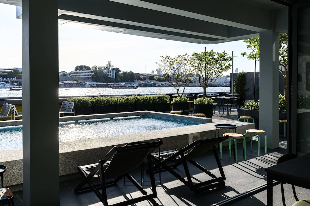 Mowa Bangkok 40/61