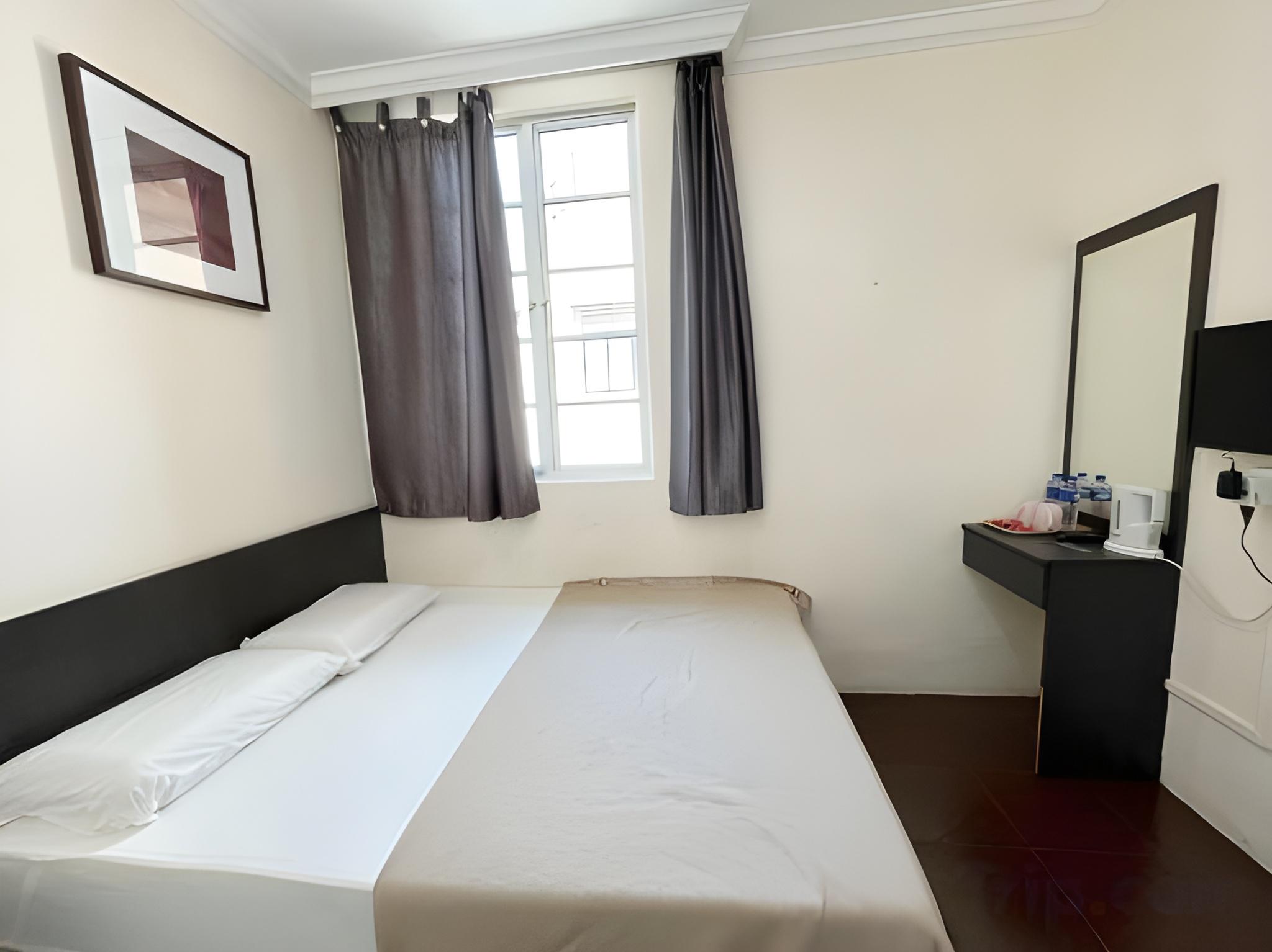 Standard, King Bed