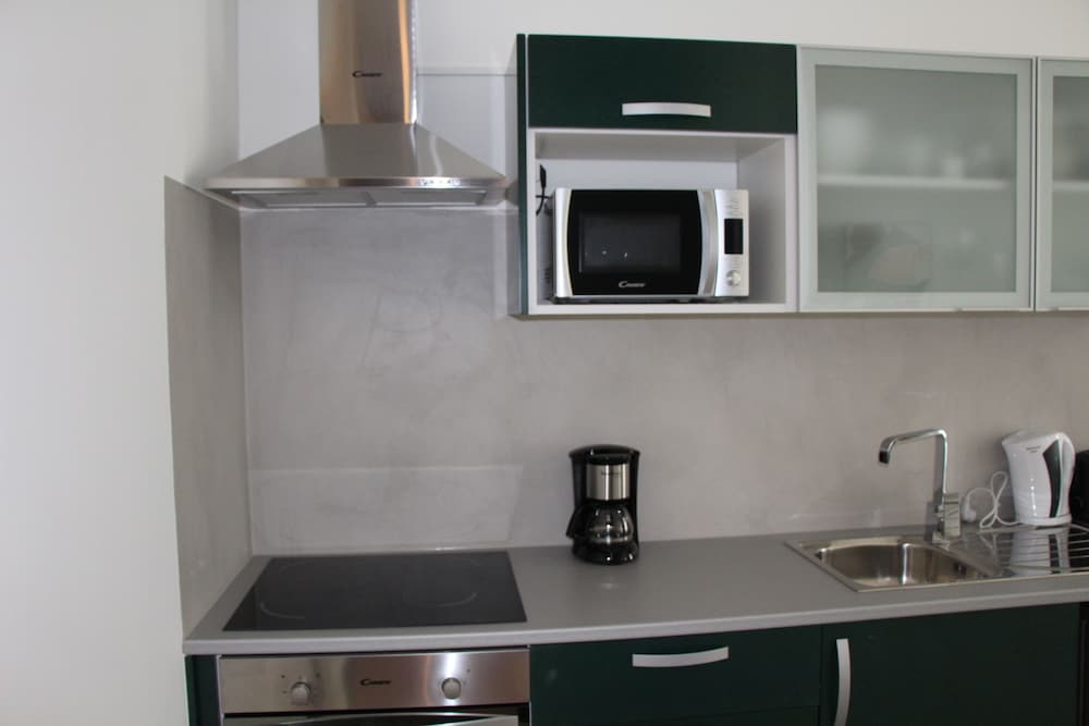 Dobairro Suites At Bairro Alto 37/38