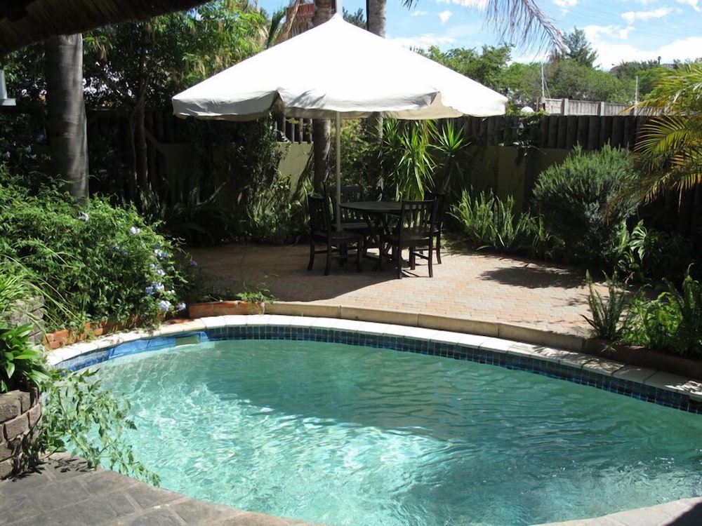 Klein Windhoek Guesthouse 44/48