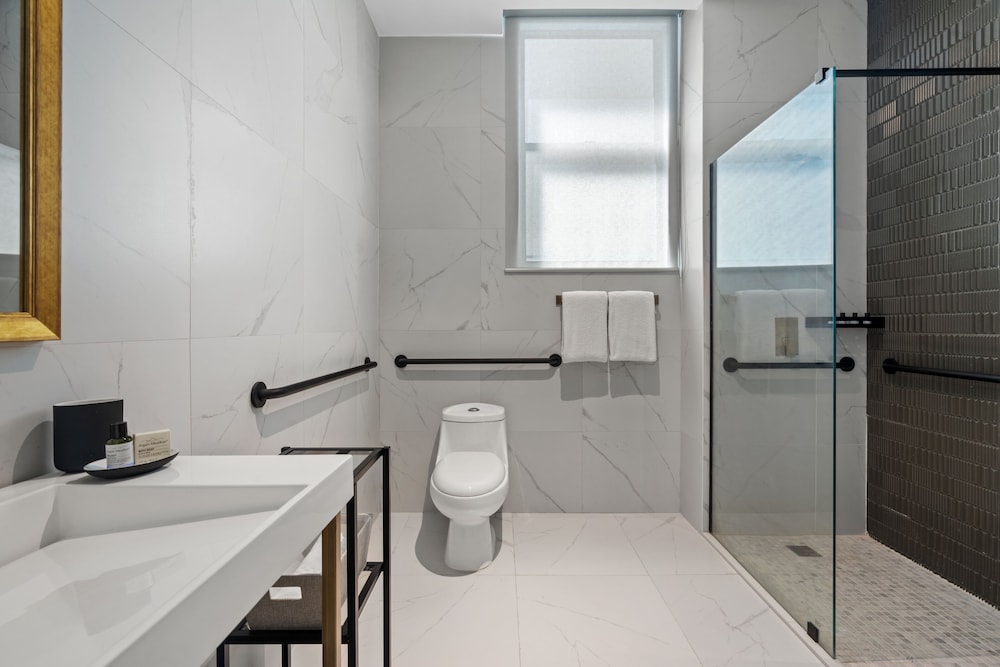 Don Rafa Boutique Hotel & Residences 50/50