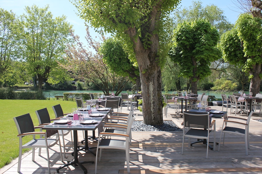 Hotel Le Quincangrogne 38/56
