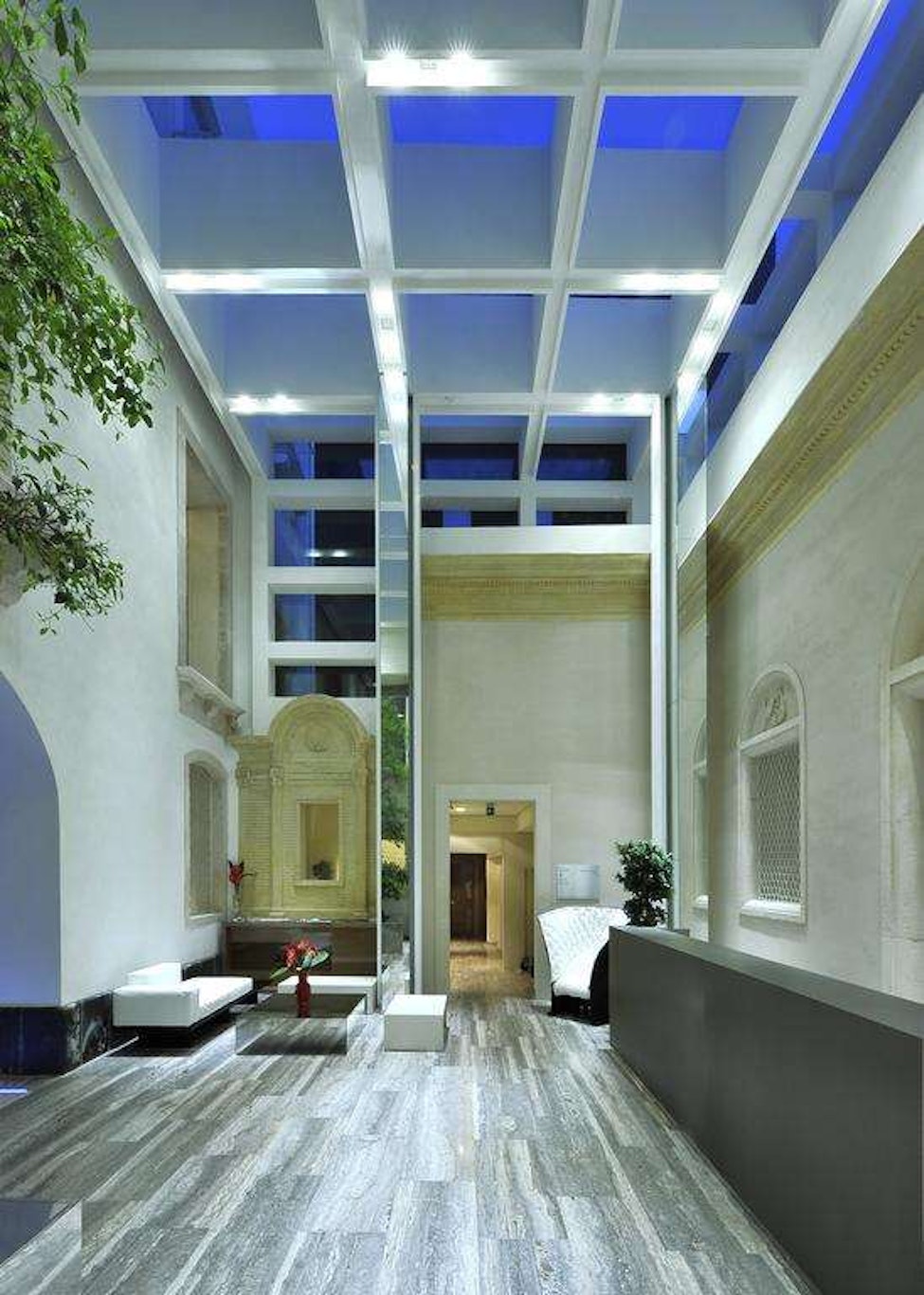 Romano House 48/69