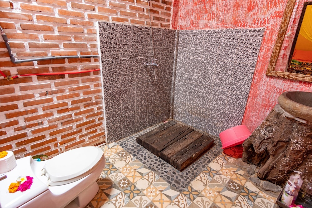 Santhika B&B 50/50