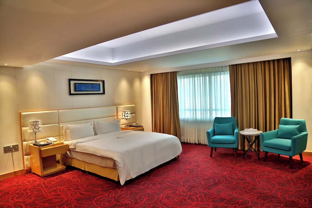 Dhaka Regency Hotel and Resort 20/64
