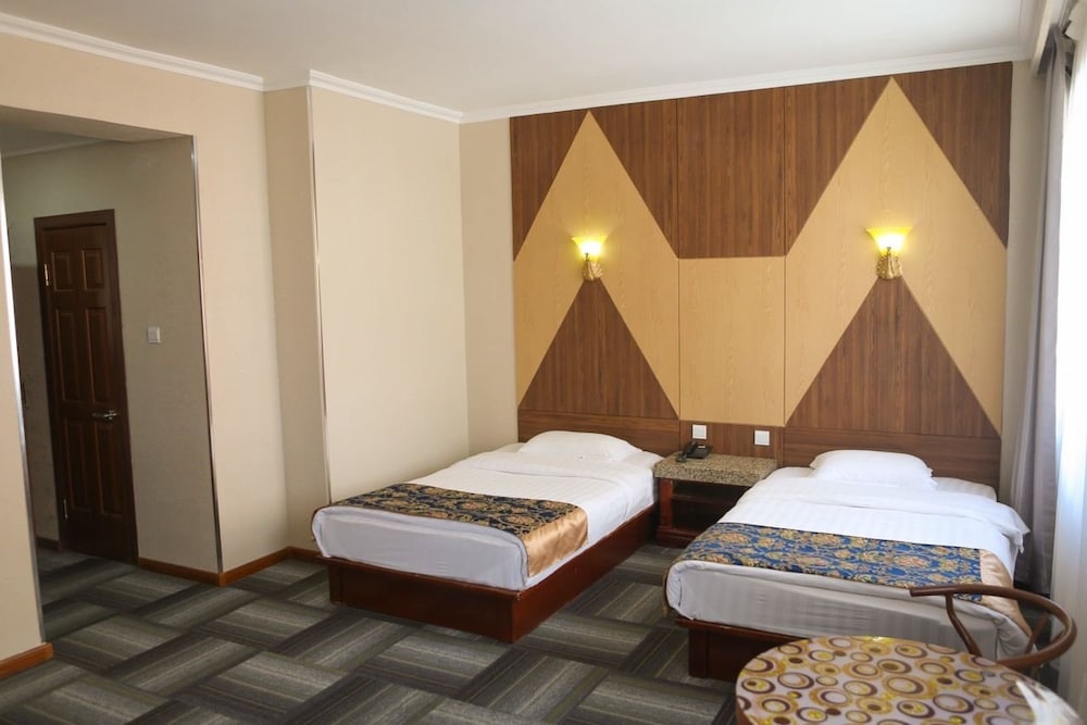 Zolo Hotel 12/38