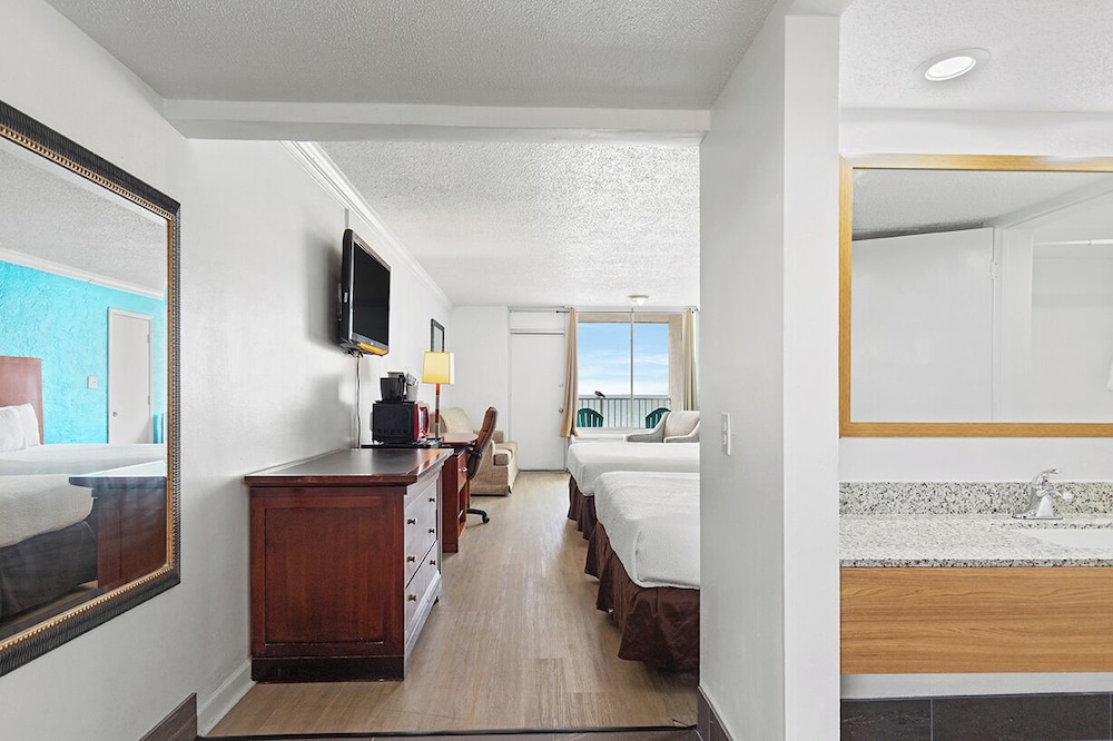 The Reef at Seahaven Beach Resorts 8/61