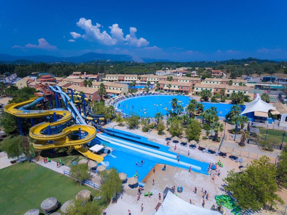 Aqualand Resort 81/87