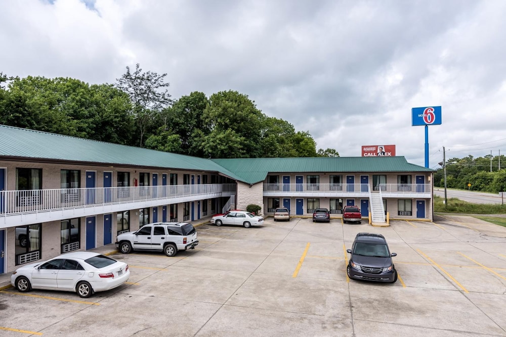 Motel6 Attalla AL 52/63