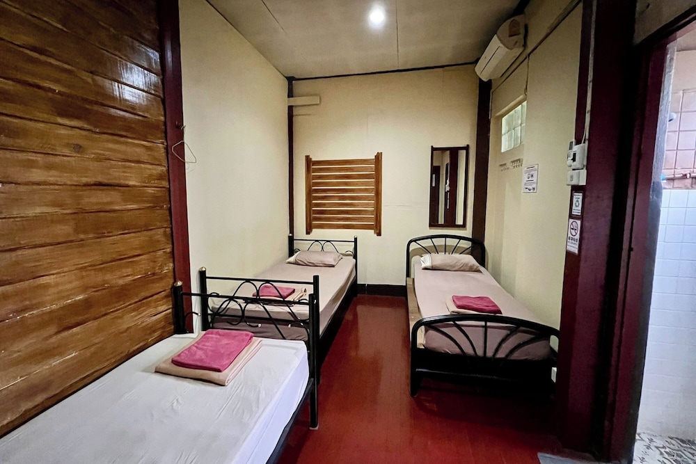 Baan Lanna At Phrasingh 19/54