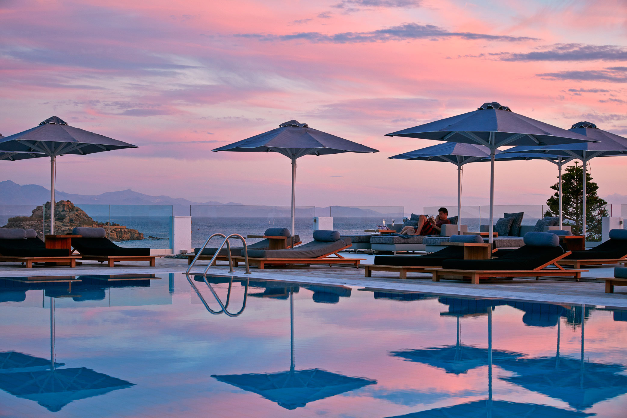 Myconian Ambassador Relais and Chateaux 38/47