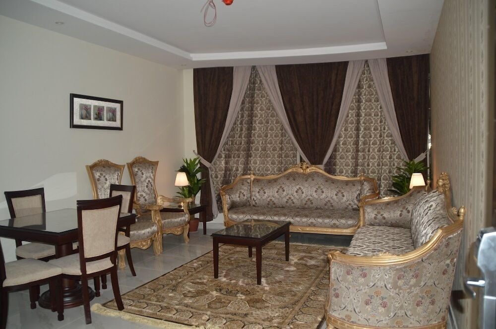 Julanar Alsharq Suites 34/44