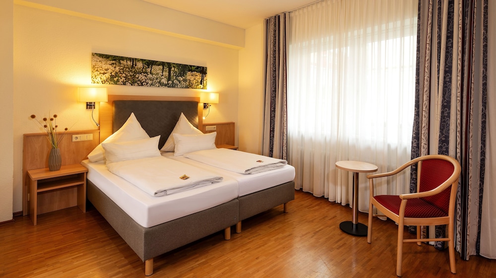 Hotel Lowengarten 6/64