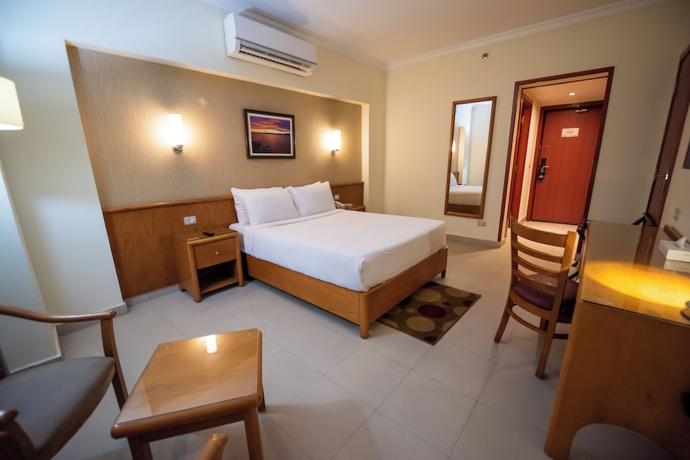 The Grand Plaza Hotel Smouha 24/68