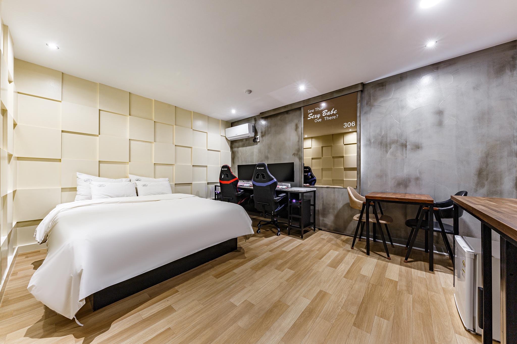 Room, Light Housekeeping