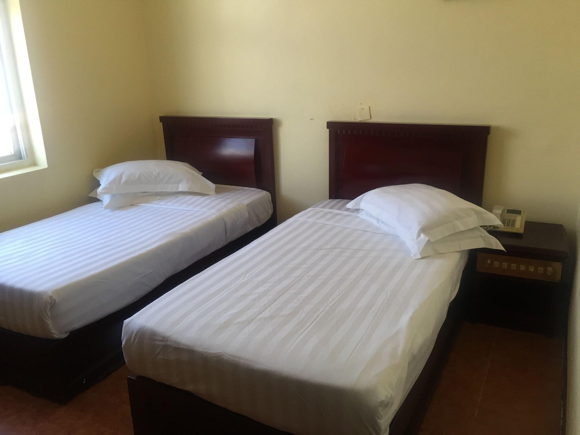Rungwe Palace Hotel 5/16