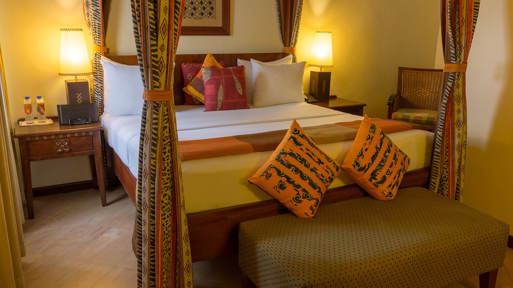 The African Regent Hotel 32/71