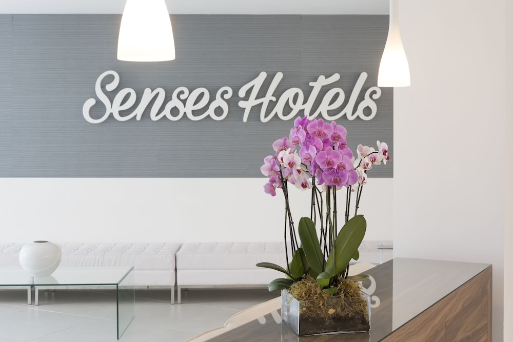 Reverence Mare Hotel Adults Only 7/50