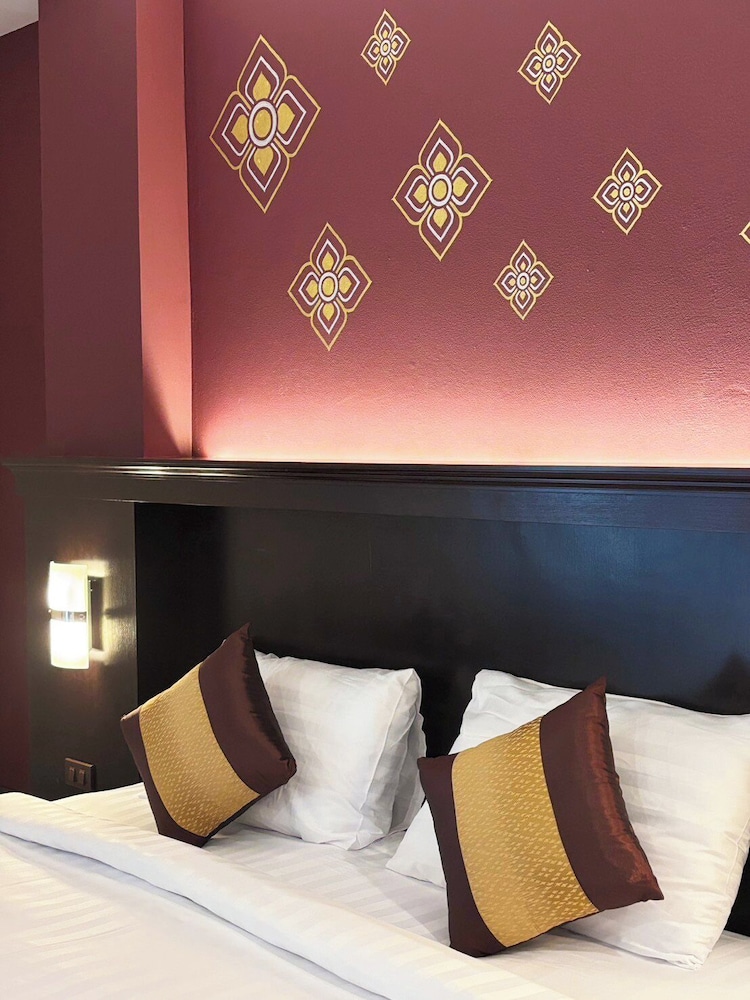 Patra Phrasing Boutique Hotel 30/50