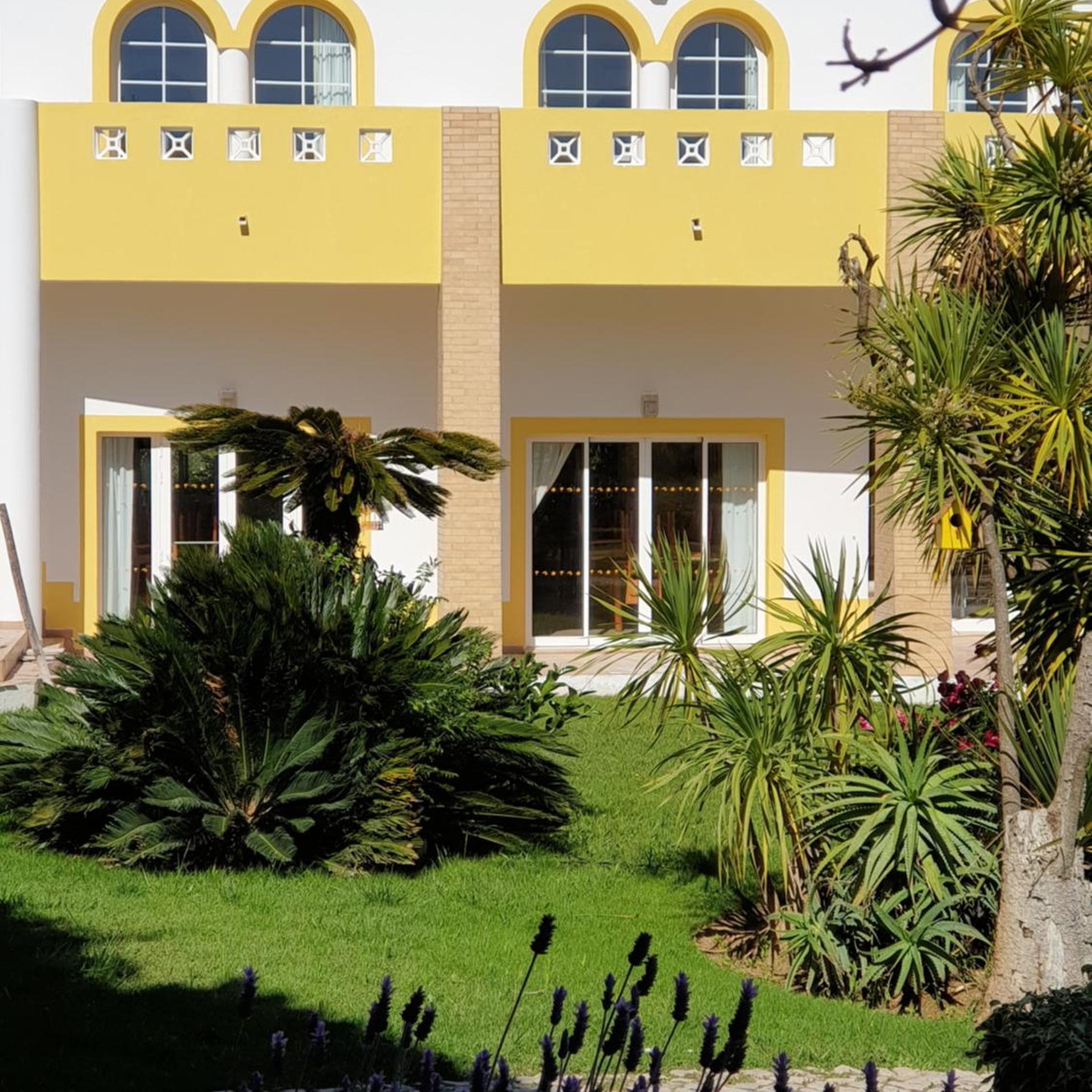 Cvl Club House 3/100