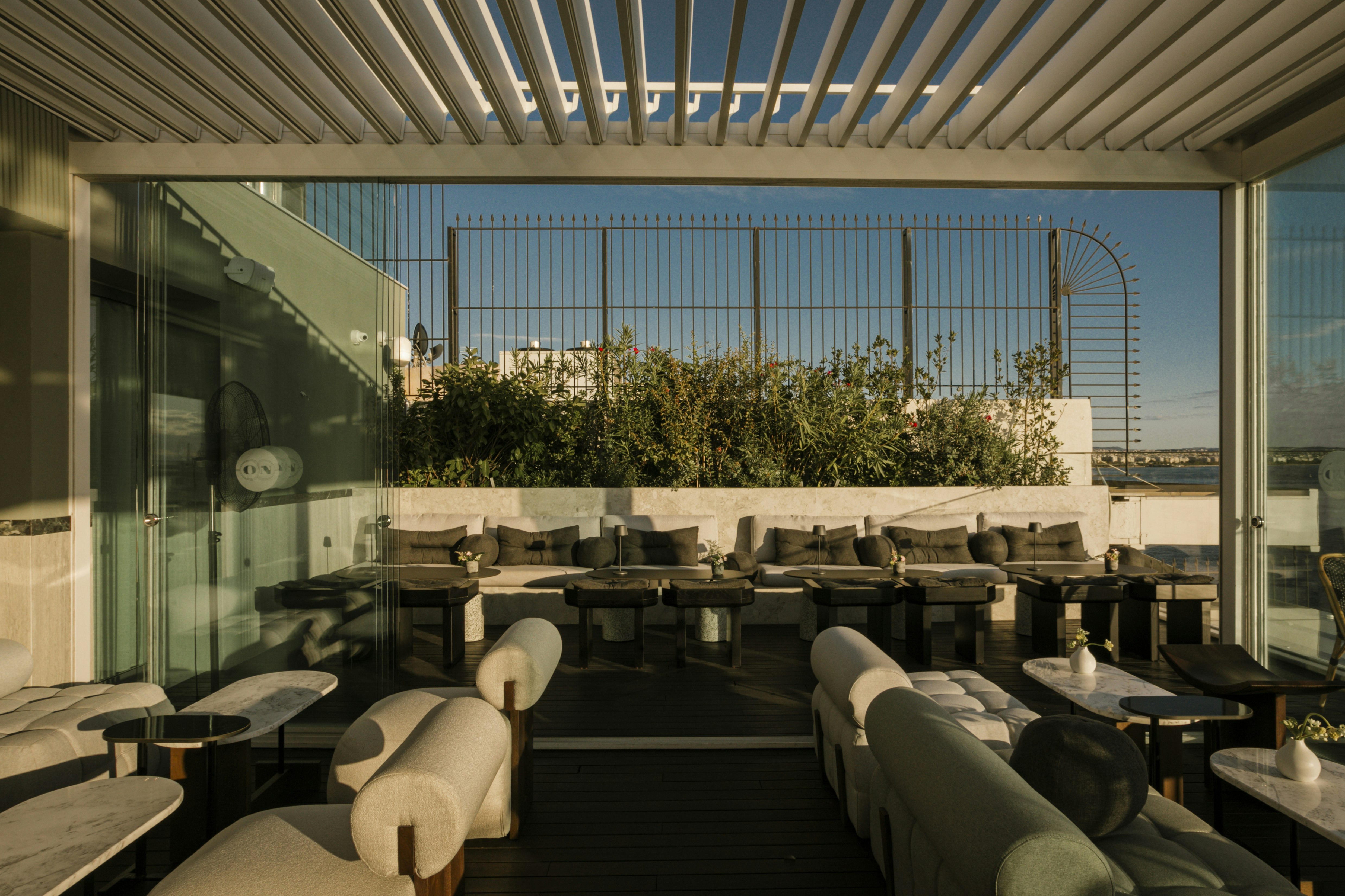 ON Residence 43/50
