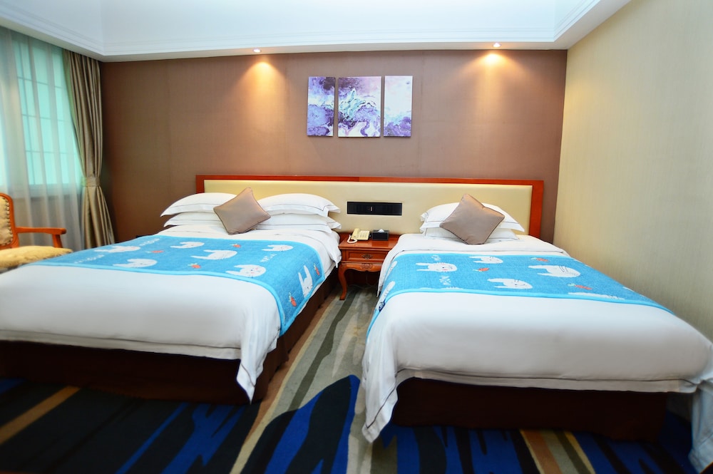 Kaili Hotel 34/68