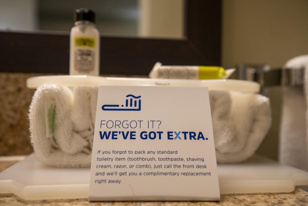 Holiday Inn Express Hotel And Suites Pittsburgh Airport 22/64