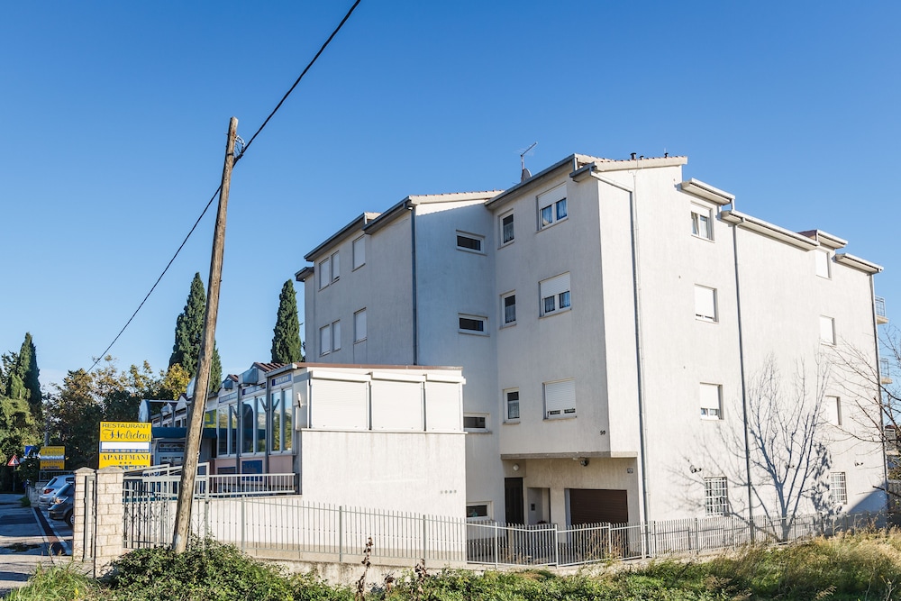 Guesthouse Varnica 2/50