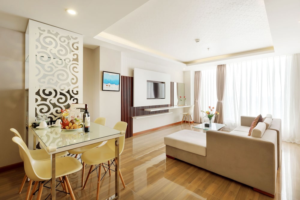 Paris Nha Trang Hotel & Apartment 49/72