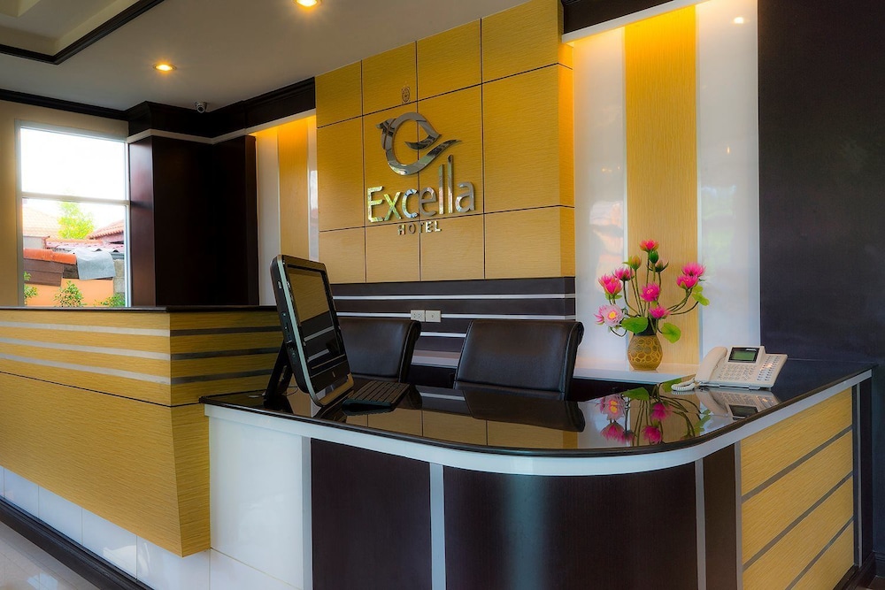 Excella Hotel 5/52