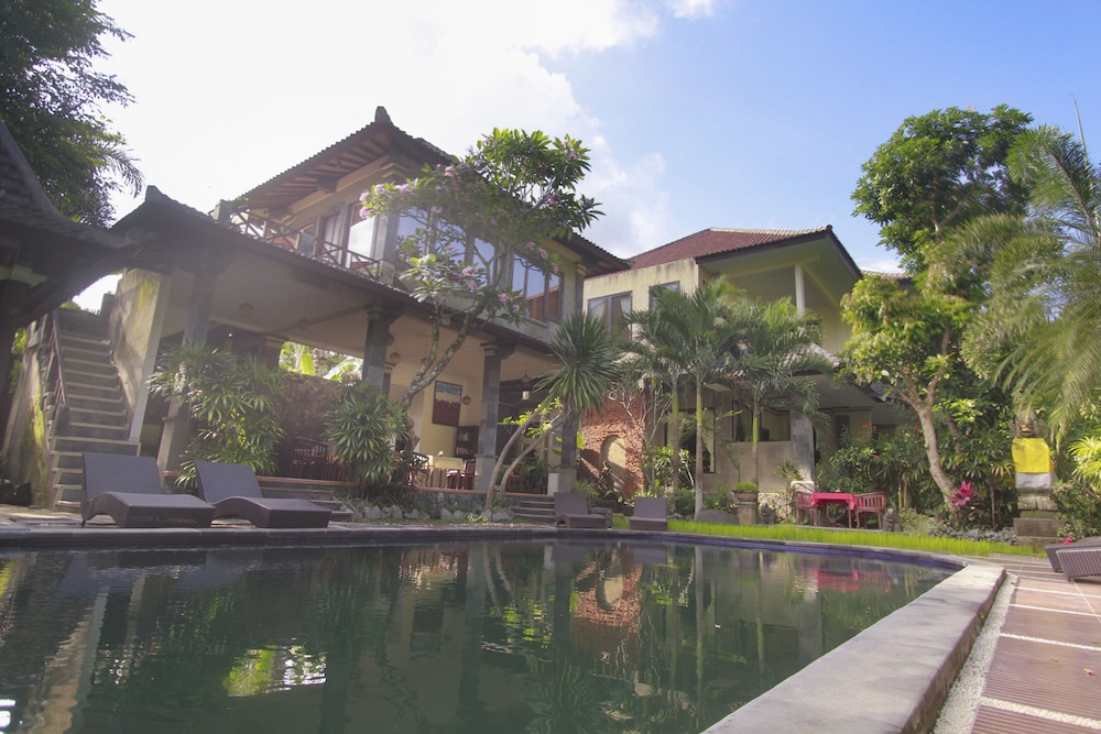 DEWANGGA BUNGALOW 6/71