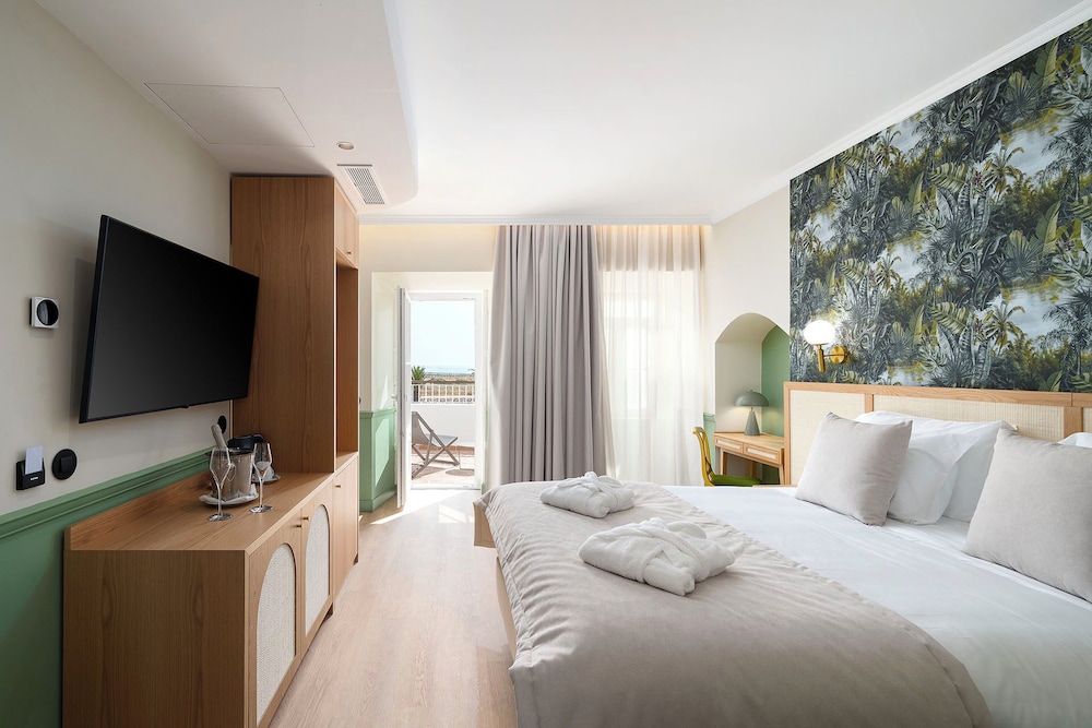 Agua Hotels Lagos Bay 4/41