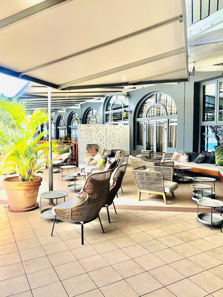 Hotel Mercure Creolia Saint Denis La Reunion 50/60