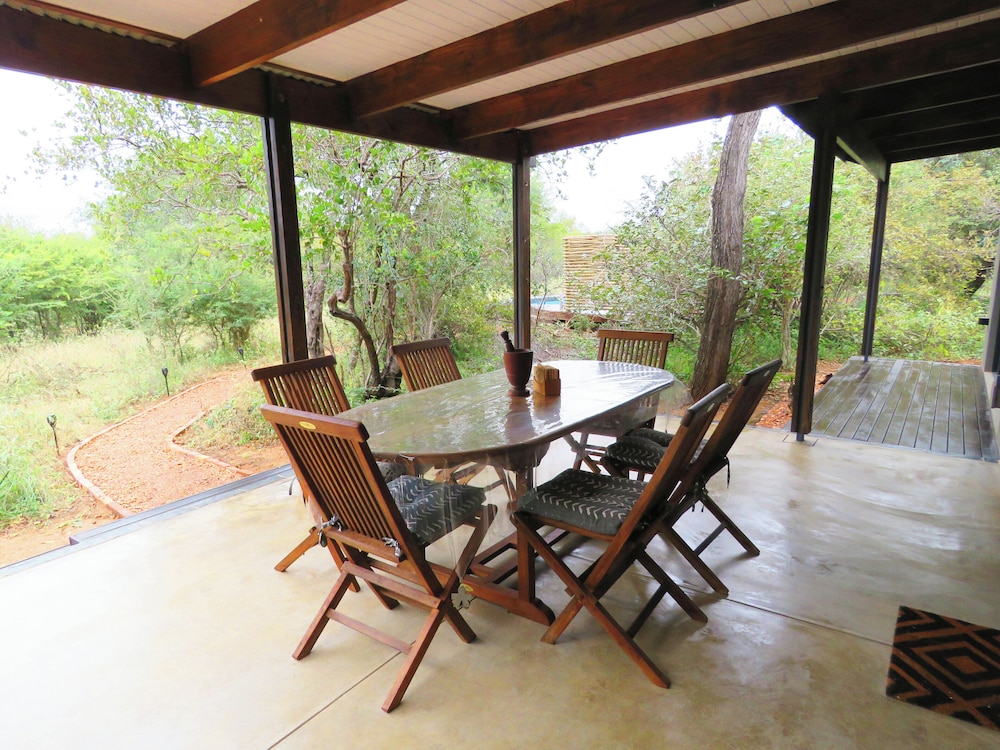 Wild Dog Inn 24/50