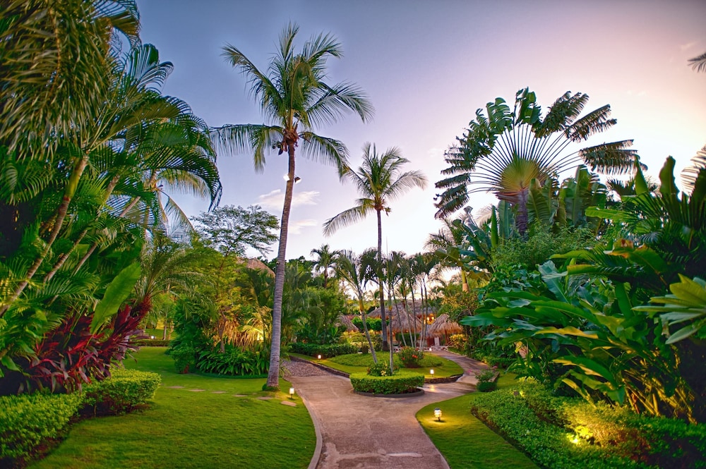 Jardin Del Eden Boutique Hotel 66/71